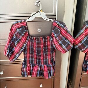 Plaid Woman Top with Puff Sleeves